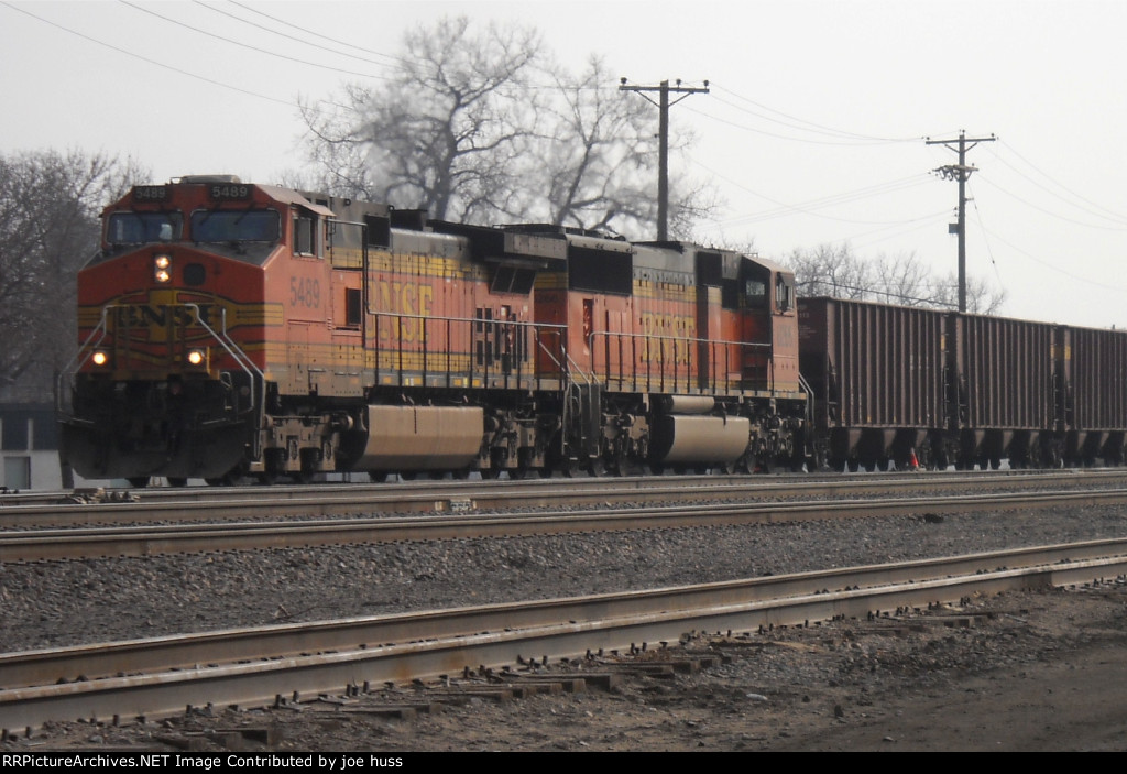 BNSF 5489 North